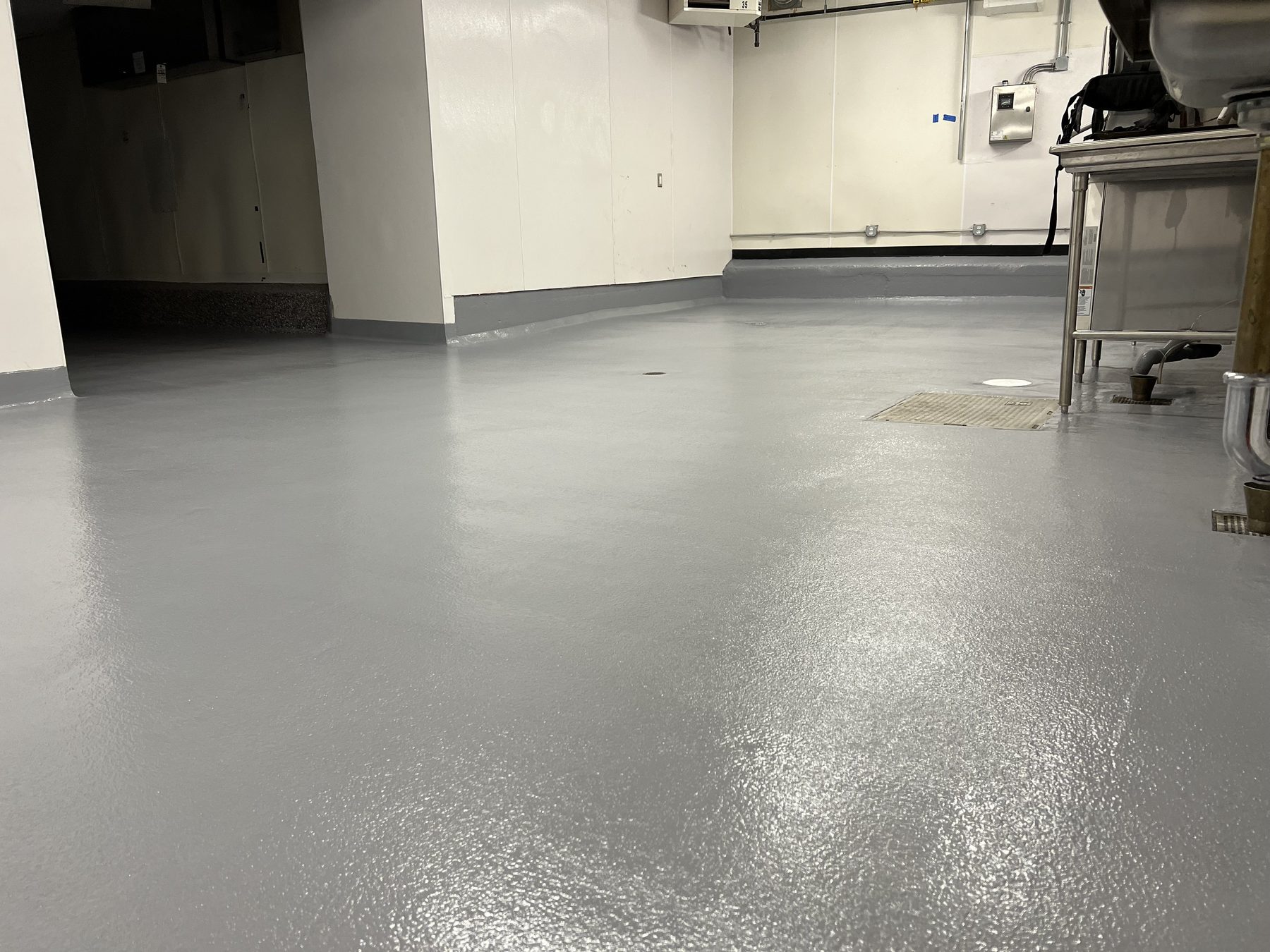 Retail & Grocery Flooring 9 Finished gray urethane cement floor in a commercial kitchen at CommonWealth Kitchen, Dorchester, MA